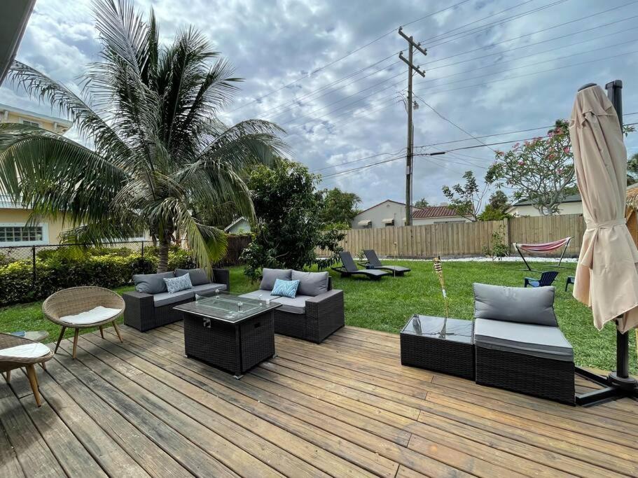 Hot Tub, Tiki Bar, Outdoor Shower, Near Intercoastal Waterway! West Palm Beach Luaran gambar